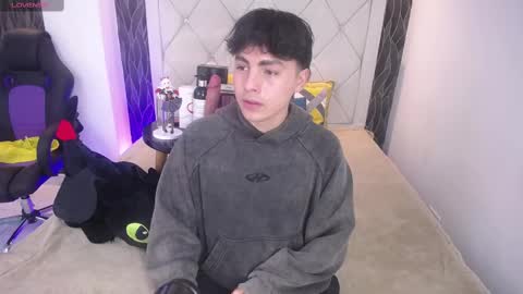 Snapshot of samu_foxxx chatting on 17, 11, 2025 SAMU online show from 17, 11, 2025