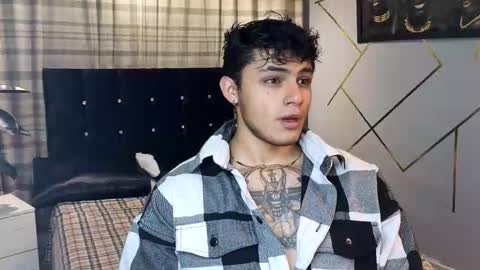 Snapshot of samu_lara chatting on 8, 10, 2025 samu_lara online show from 8, 10, 2025