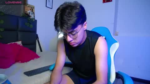 Snapshot of samuel_dark chatting on 12, 4, 2026 samuel_dark online show from 12, 4, 2026