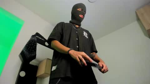   online show from 20, 10, 2025