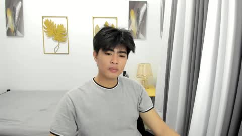 Snapshot of samuelangelo chatting on 12, 3, 2025 Sam online show from 12, 3, 2025