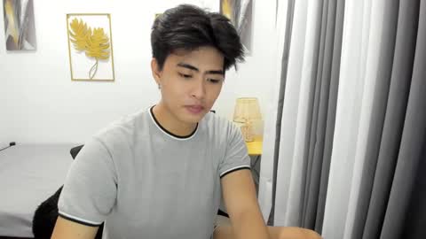 Snapshot of samuelangelo chatting on 12, 3, 2025 Sam online show from 12, 3, 2025