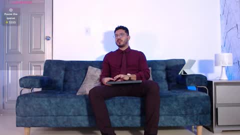 Snapshot of samuelcoopper chatting on 5, 10, 2025 Samuel Coopper online show from 5, 10, 2025