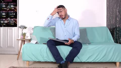 Snapshot of samuelcoopper chatting on 30, 11, 2025 Samuel Coopper online show from 30, 11, 2025