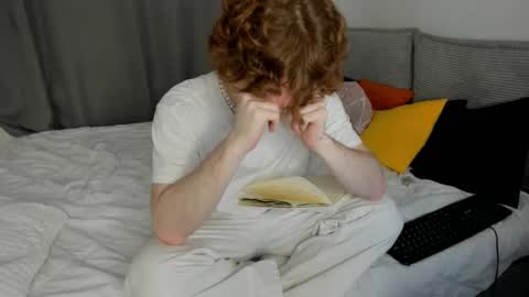 samuelmillerr online show from 1, 12, 2024