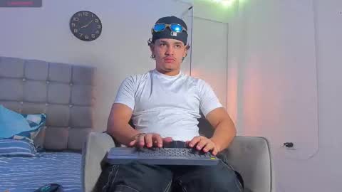 samxx_muscle online show from 21, 12, 2025