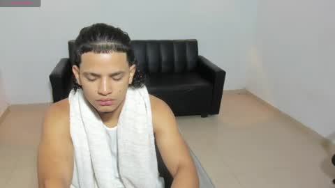 Snapshot of samxx_muscle chatting on 3, 6, 2026 samxx_muscle online show from 3, 6, 2026