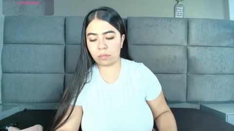 S A M Y  G R E Y  online show from 2, 12, 2025