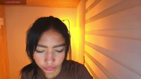 Snapshot of samy_jonnes_ chatting on 8, 8, 2026 Hello I am absent due to a family calamity I will return soon-hola estoy ausente por un problema familiar volvere pronto. online show from 8, 8, 2026
