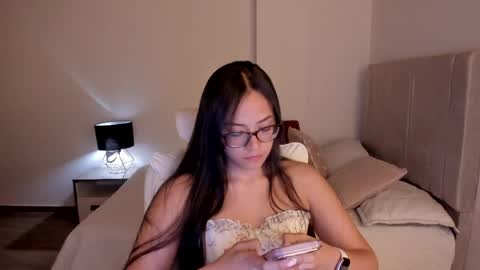 Snapshot of samy_one chatting on 6, 5, 2026 Samy online show from 6, 5, 2026