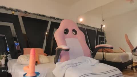 Snapshot of samy_ross_ chatting on 11, 12, 2024 Find me at when im offline here. online show from 11, 12, 2024