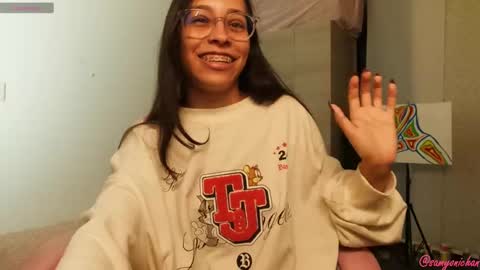 Snapshot of samyonichan chatting on 9, 12, 2024 Special show on 17 december and 23 UwU online show from 9, 12, 2024