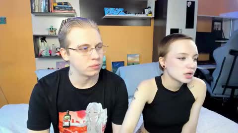 Snapshot of samyscott chatting on 4, 3, 2026 SamyScott online show from 4, 3, 2026