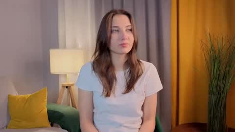 Snapshot of sandili chatting on 11, 11, 2025 Isabel but you can call me Bella online show from 11, 11, 2025