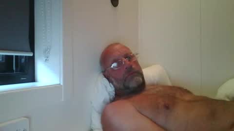 Snapshot of sandnesrune523 chatting on 18, 9, 2025 sandnesrune523 online show from 18, 9, 2025