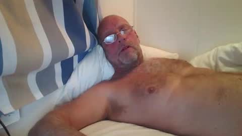 Snapshot of sandnesrune523 chatting on 18, 10, 2025 sandnesrune523 online show from 18, 10, 2025
