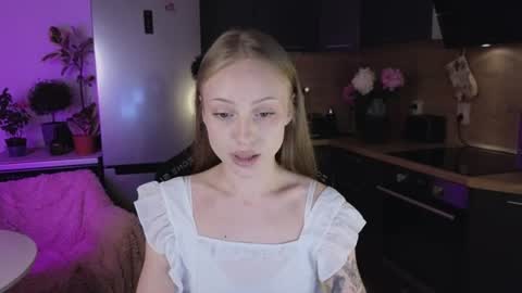 Sandra      Lillys Page    online show from 21, 6, 2026