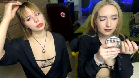Snapshot of sandra_dimonds chatting on 24, 4, 2026 sandra dimonds online show from 24, 4, 2026