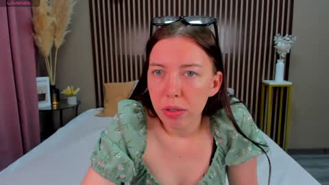 Sandra online show from 10, 6, 2026