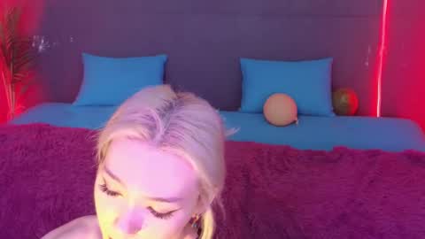 Snapshot of sandraboyl chatting on 8, 3, 2025 Sandy online show from 8, 3, 2025