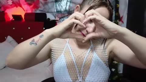 Snapshot of sandraossa chatting on 23, 10, 2025 sandraossa online show from 23, 10, 2025