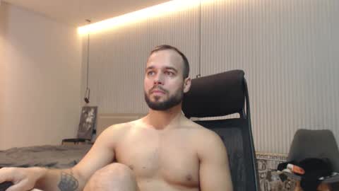 DeAlex online show from 10, 11, 2025