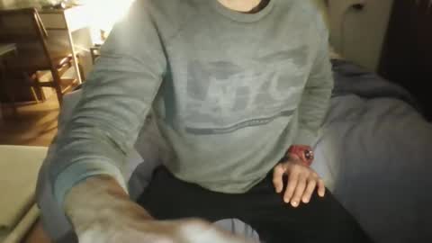 sandro online show from 18, 12, 2025