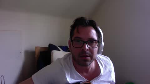 Snapshot of sandrolickyou chatting on 5, 4, 2026 sandrolickyou online show from 5, 4, 2026