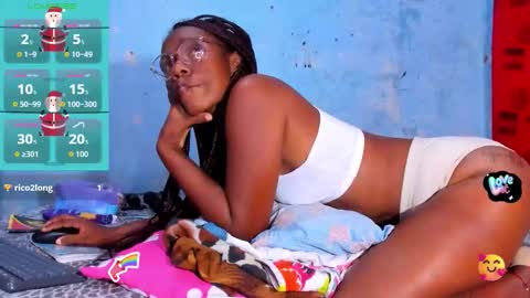 Snapshot of sandy_hearts chatting on 26, 11, 2025 sandy online show from 26, 11, 2025