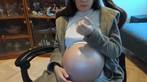 Sandy online show from 11, 12, 2024