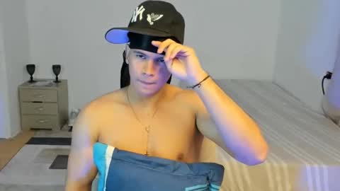 Snapshot of sant_wahlberg chatting on 15, 5, 2026 Sant online show from 15, 5, 2026