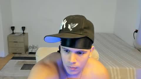Snapshot of sant_wahlberg chatting on 15, 5, 2026 Sant online show from 15, 5, 2026