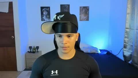 Snapshot of sant_wahlberg chatting on 13, 7, 2026 Sant online show from 13, 7, 2026
