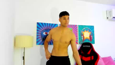 Maximo Santana online show from 25, 2, 2026