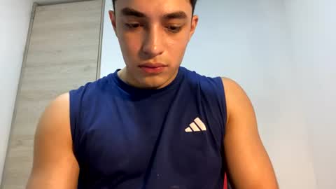 Snapshot of santi36rt chatting on 16, 7, 2026 santi36rt online show from 16, 7, 2026