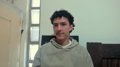 Snapshot of santi_twink19 chatting on 12, 10, 2025 santi_twink19 online show from 12, 10, 2025