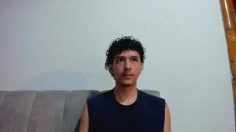 Snapshot of santi_twink19 chatting on 18, 6, 2026 santi_twink19 online show from 18, 6, 2026