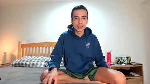 Snapshot of santiago0ne chatting on 8, 11, 2025 santiago0ne online show from 8, 11, 2025