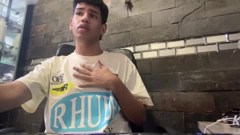 Snapshot of santiago_foxx chatting on 27, 11, 2025 santi online show from 27, 11, 2025