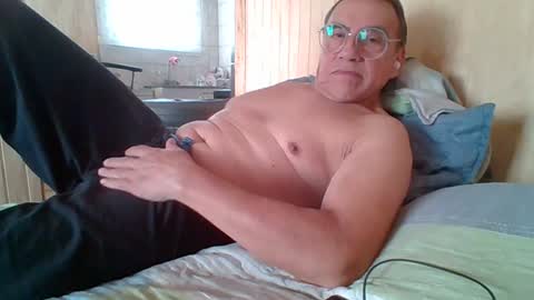 Snapshot of santiago_n chatting on 20, 7, 2026 santiago_n online show from 20, 7, 2026