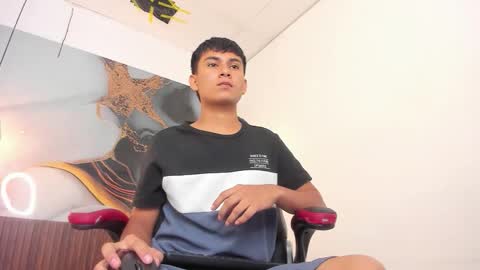 Snapshot of santiagocool chatting on 18, 4, 2026 santiagocool online show from 18, 4, 2026
