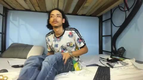 Snapshot of santiagoxxxtreme_ chatting on 23, 1, 2025 Santiago online show from 23, 1, 2025