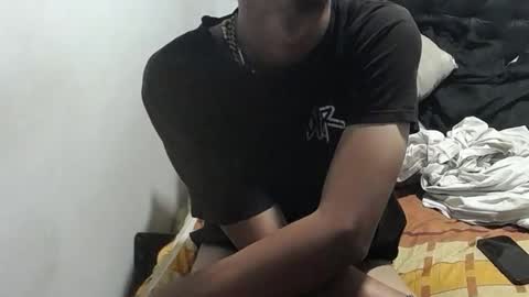 Snapshot of santiagoxxxtreme_ chatting on 9, 10, 2025 Santiago online show from 9, 10, 2025
