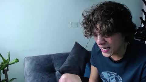 Santii online show from 13, 12, 2024