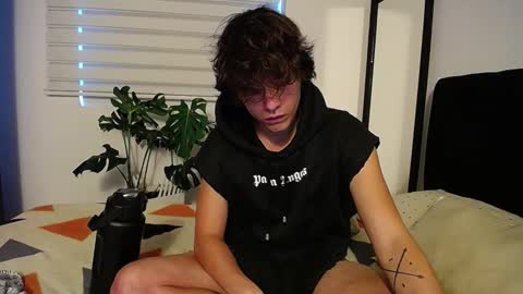 Santii online show from 18, 12, 2024