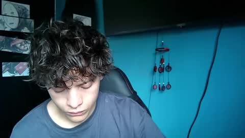 Santii online show from 2, 1, 2025