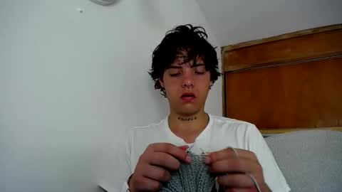 Santii online show from 5, 1, 2025