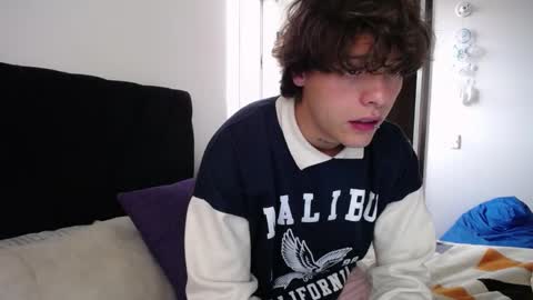 Santii online show from 3, 2, 2025