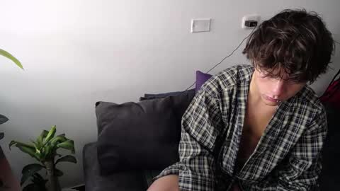 Santii online show from 6, 2, 2025