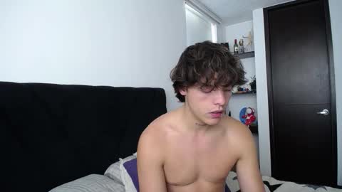 Santii online show from 7, 2, 2025